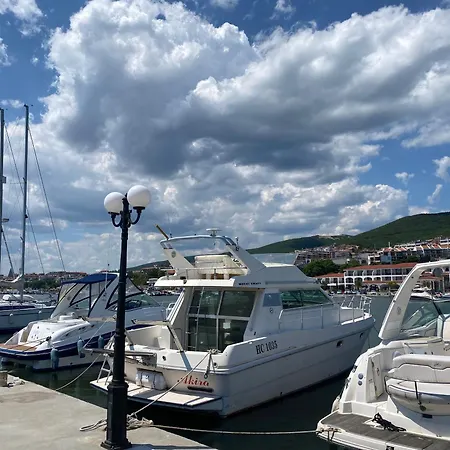 Διαμέρισμα Toni House 507 Marina