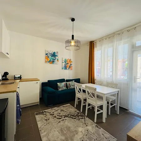 Διαμέρισμα Toni House 507 Marina *