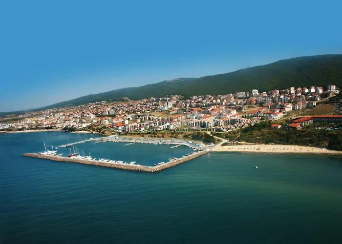 Toni House 507 Marina