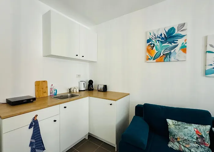 Toni House 507 Marina